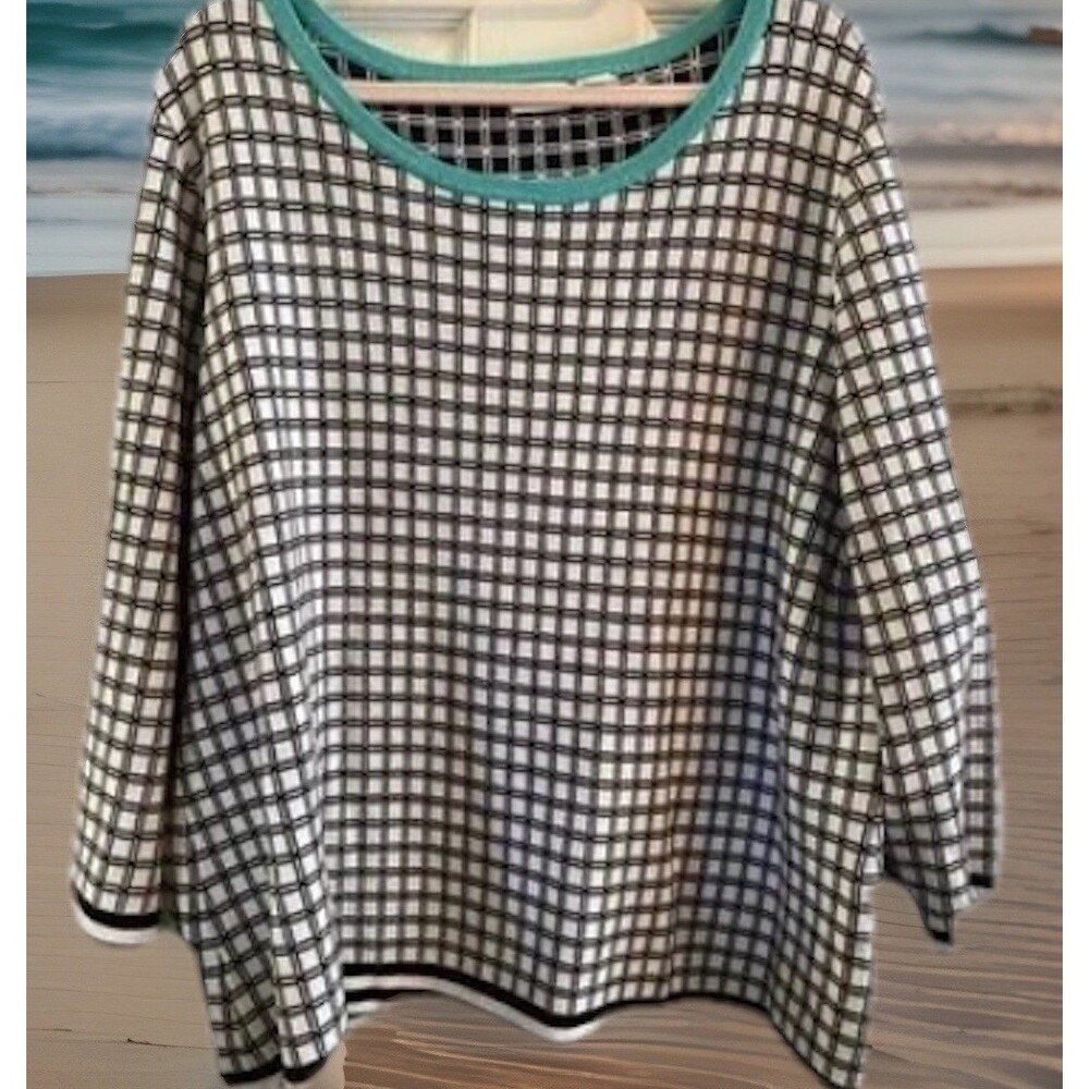 Cato black & white Sweater Womens 22/24 Soft Stretches Round Neck 3/4 Sleeves